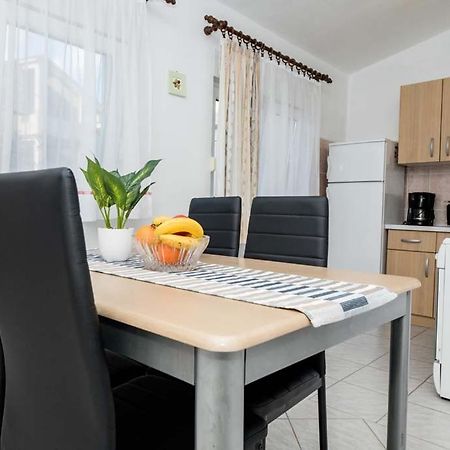 Apartmani Luka Banjol Buitenkant foto