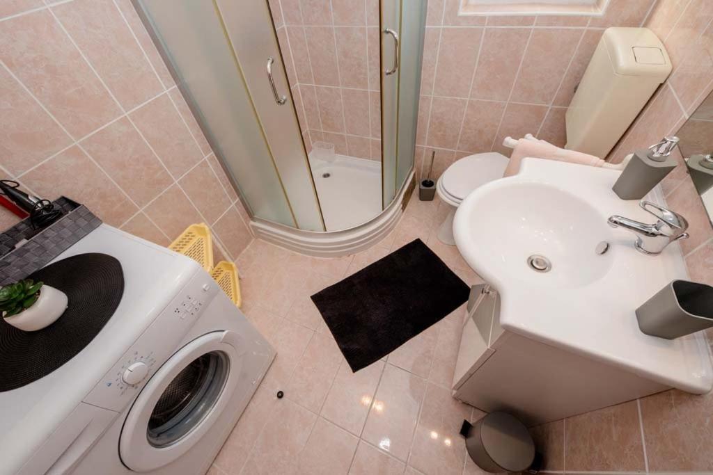 Apartmani Luka Banjol Buitenkant foto
