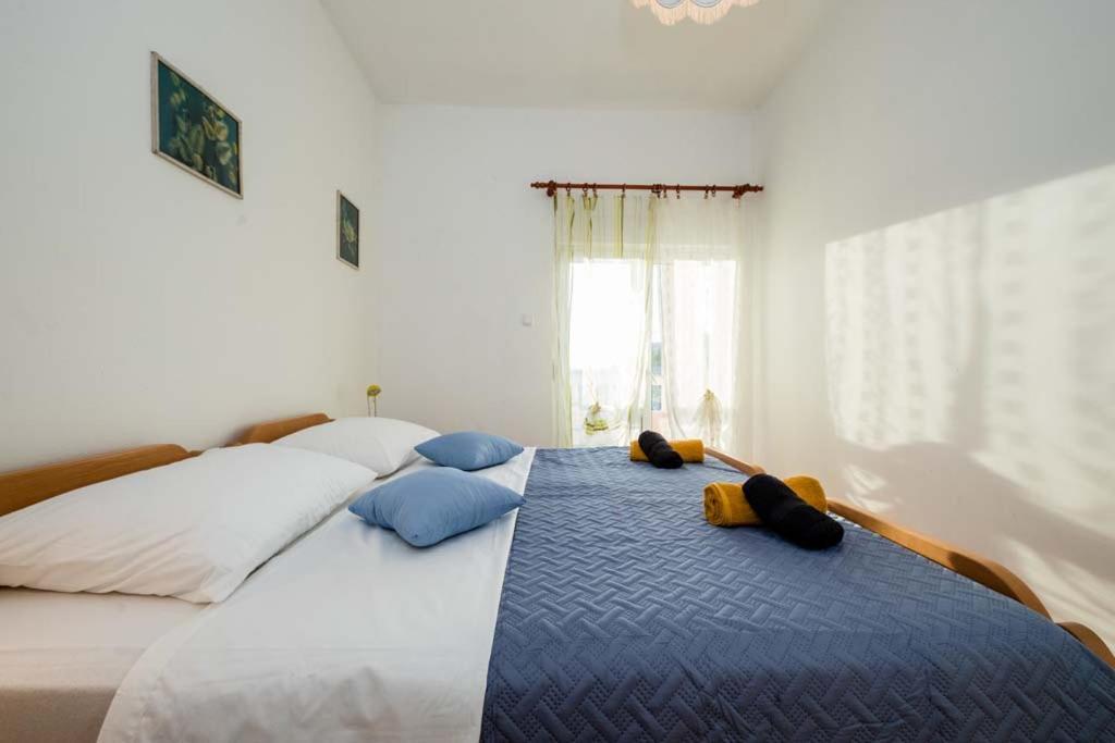 Apartmani Luka Banjol Buitenkant foto