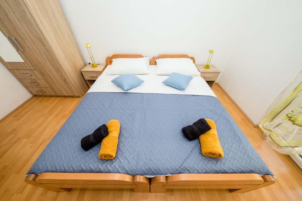 Apartmani Luka Banjol Buitenkant foto