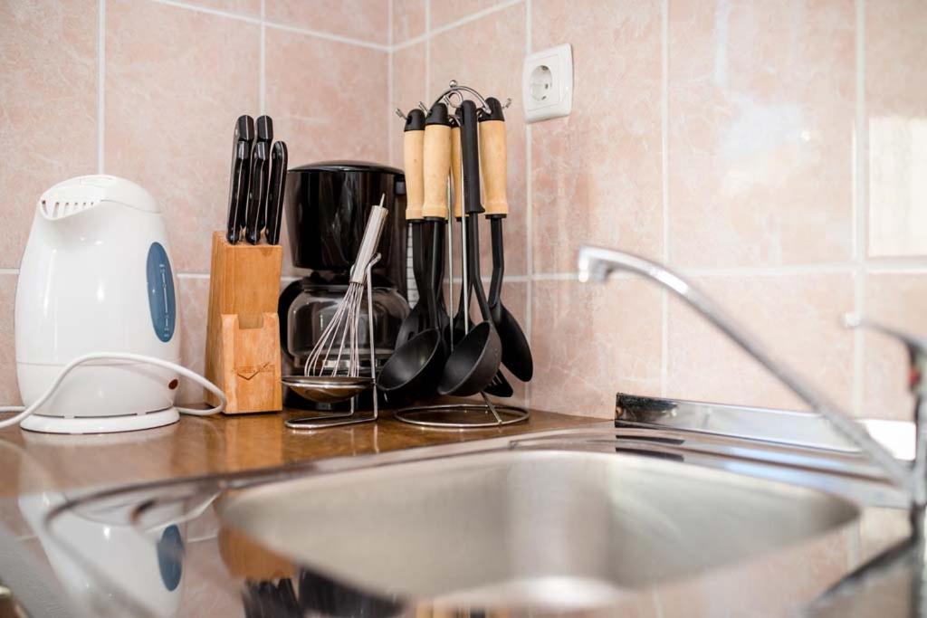Apartmani Luka Banjol Buitenkant foto