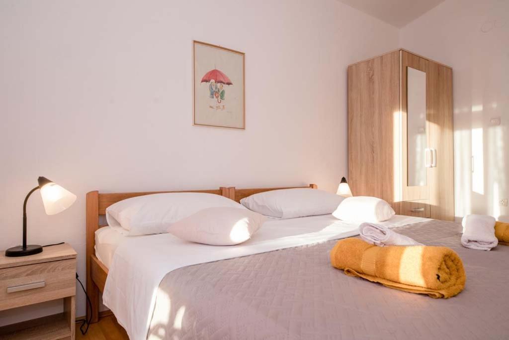 Apartmani Luka Banjol Buitenkant foto