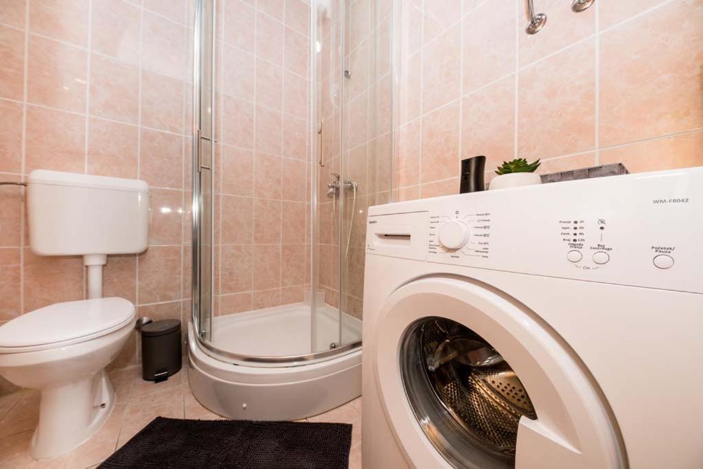Apartmani Luka Banjol Buitenkant foto