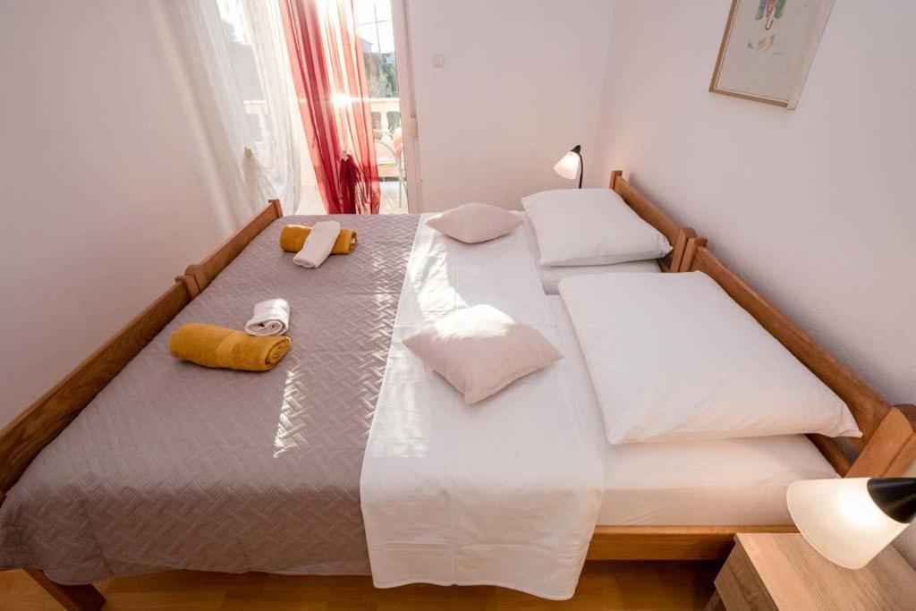Apartmani Luka Banjol Buitenkant foto